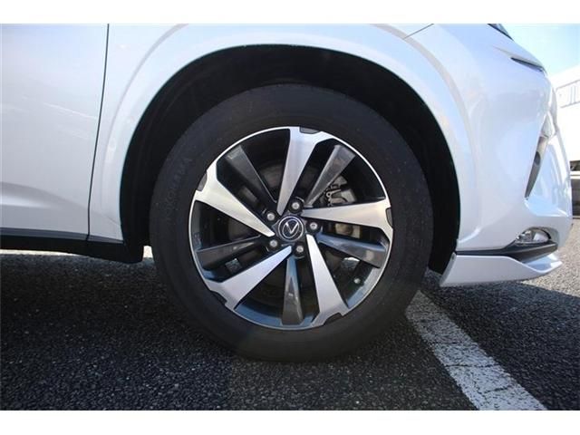 TOYOTA LEXUS NX300 2019 Image 31