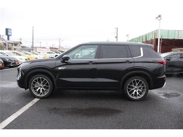 MITSUBISHI OUTLANDER PHEV 2022 Image 31