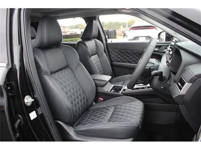 MITSUBISHI OUTLANDER PHEV 2022 Image 31