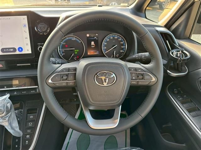 TOYOTA NOAH HYBRID 2024 Image 31