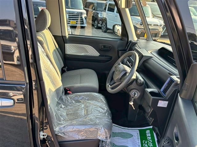 DAIHATSU TANTO 2022 Image 31