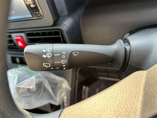 DAIHATSU TANTO 2022 Image 31