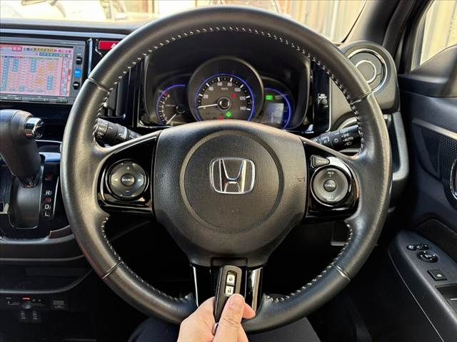 HONDA N-WGN CUSTOM 2016 Image 31