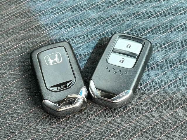 HONDA FIT 2017 Image 31