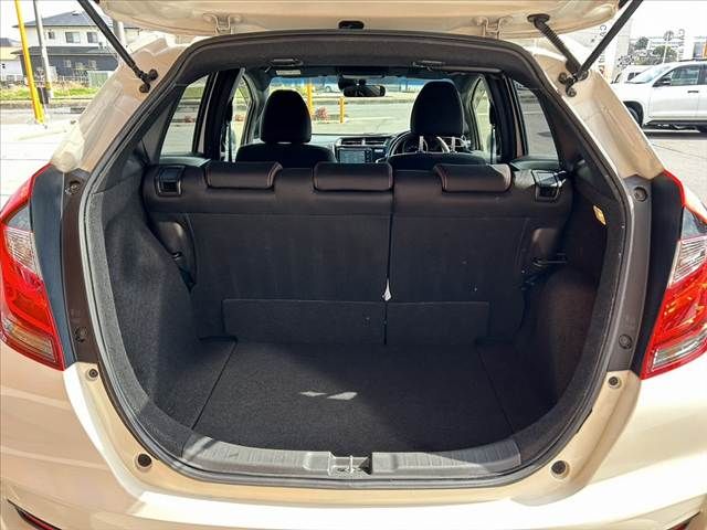 HONDA FIT 2017 Image 31