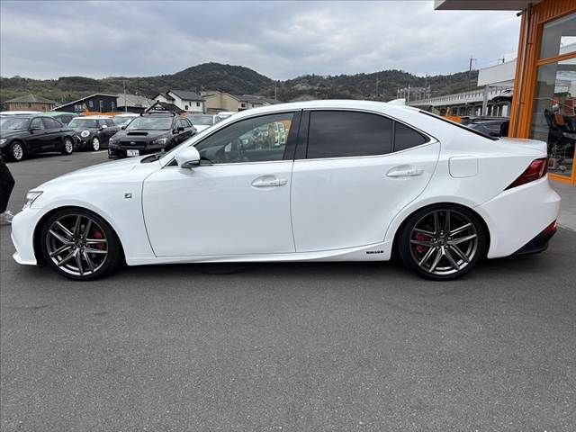 TOYOTA LEXUS IS300H 2013 Image 31