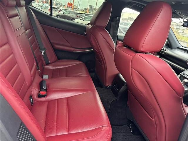 TOYOTA LEXUS IS300H 2013 Image 31