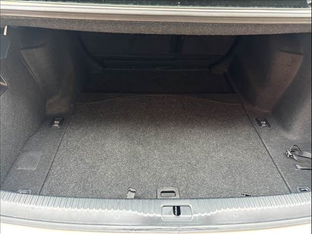 TOYOTA LEXUS IS300H 2013 Image 31