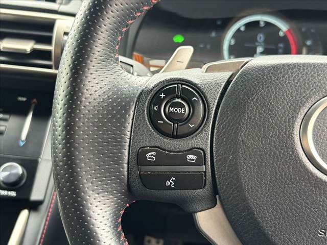 TOYOTA LEXUS IS300H 2013 Image 31