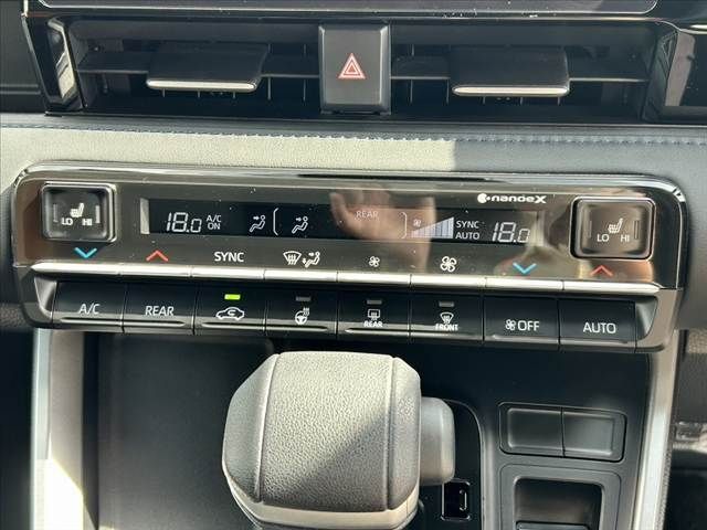 TOYOTA VOXY 2023 Image 31