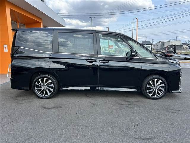 TOYOTA VOXY 2023 Image 31