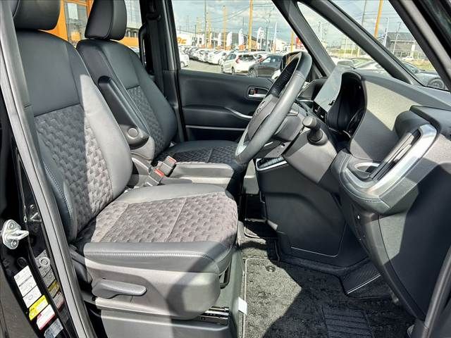 TOYOTA VOXY 2023 Image 31