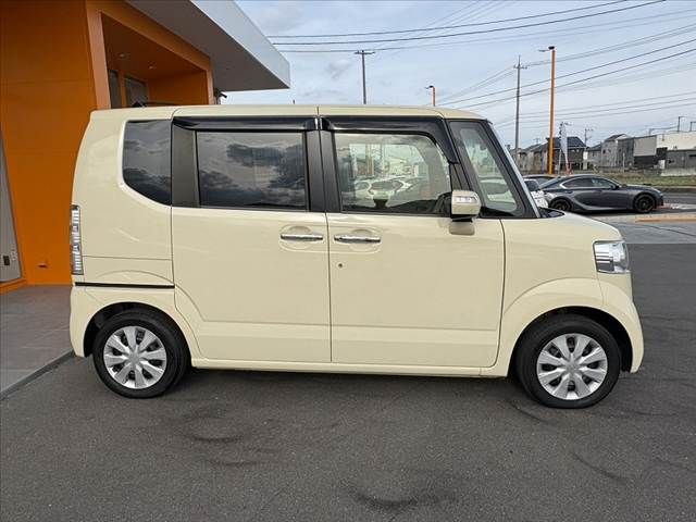 HONDA N BOX 2015 Image 31