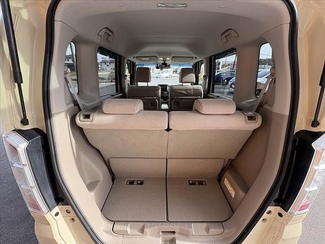 HONDA N BOX 2015 Image 31