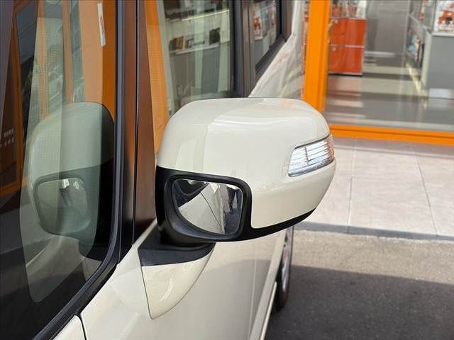 HONDA N BOX 2015 Image 31