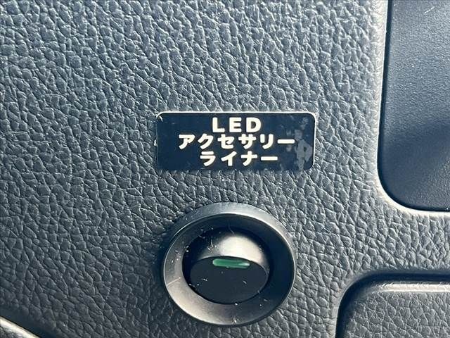 SUBARU LEGACY B4 2018 Image 31