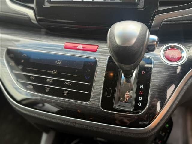 HONDA ODYSSEY 2013 Image 31