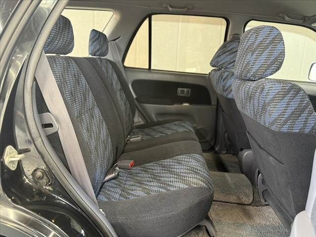 TOYOTA HILUXSURF WAGON 4WD 2000 Image 31