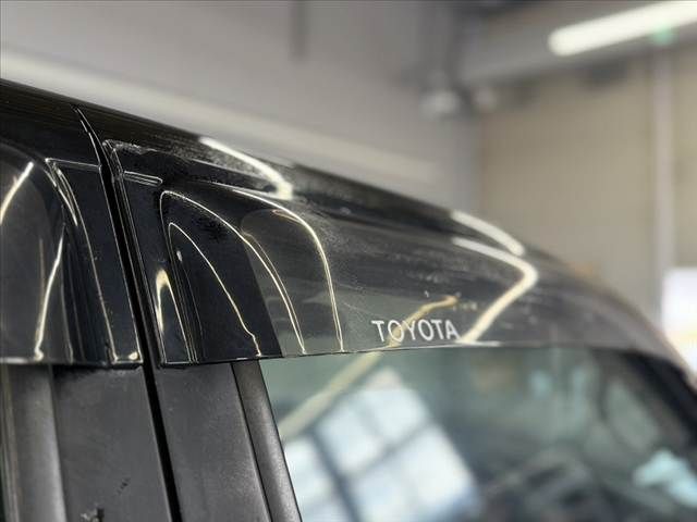 TOYOTA HILUXSURF WAGON 4WD 2000 Image 31