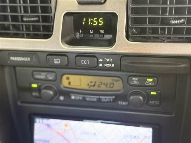 TOYOTA HILUXSURF WAGON 4WD 2000 Image 31