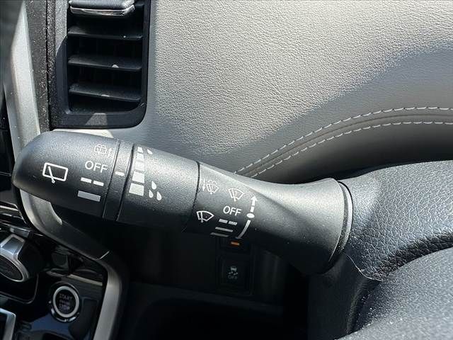 NISSAN SERENA  S-HYBRID 2017 Image 31