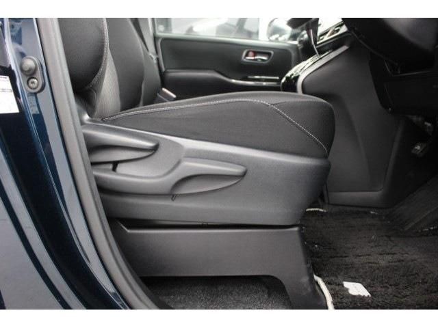 TOYOTA VOXY 2019 Image 31