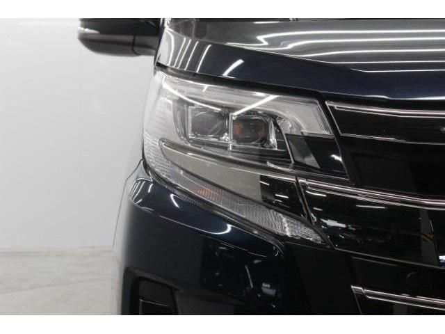 TOYOTA NOAH 2020 Image 31