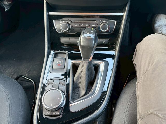 BMW 2SERIES ACTIVE T 2015 Image 31