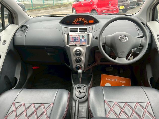 TOYOTA VITZ 2010 Image 31