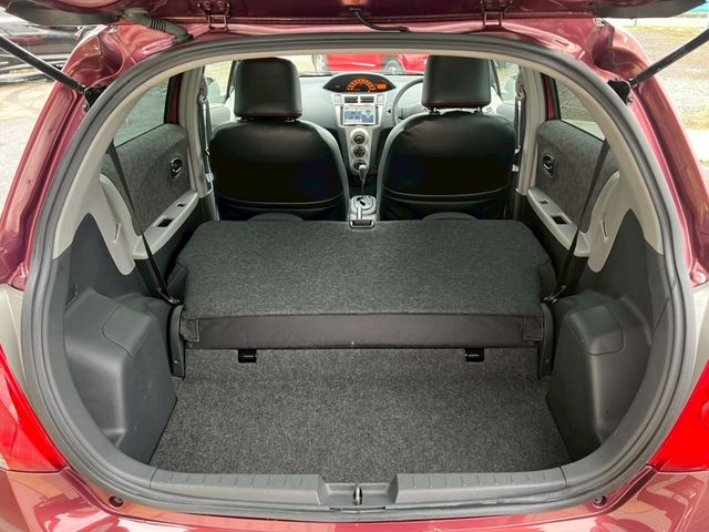 TOYOTA VITZ 2010 Image 31