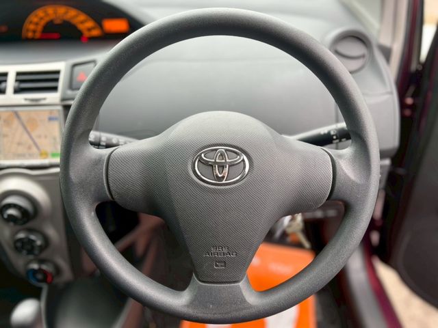 TOYOTA VITZ 2010 Image 31