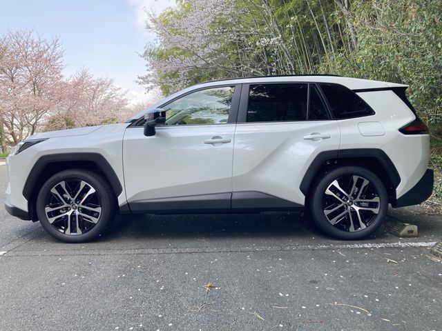 TOYOTA RAV4 HYBRID 4WD 2026 Image 31