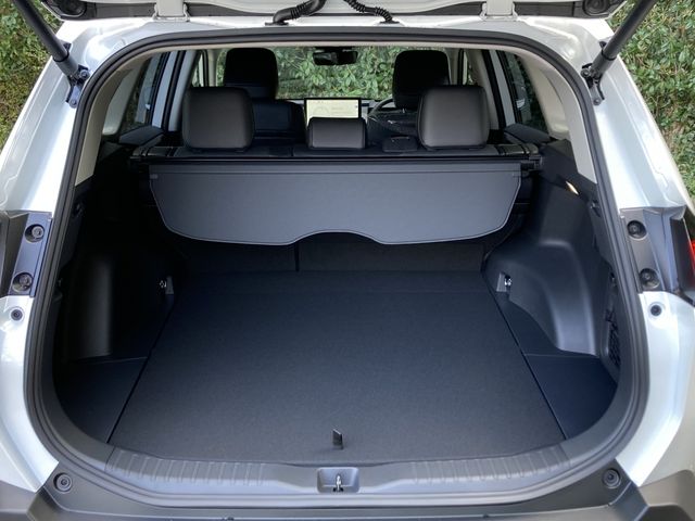 TOYOTA RAV4 HYBRID 4WD 2026 Image 31