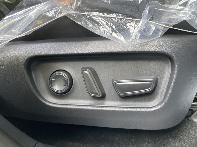 TOYOTA RAV4 HYBRID 4WD 2026 Image 31