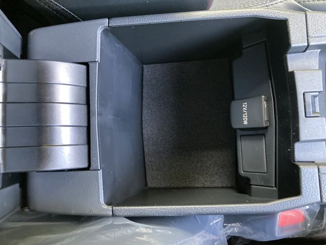 TOYOTA COROLLA CROSS HYBRID 2026 Image 31