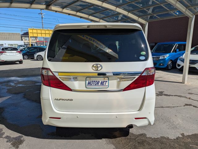 TOYOTA ALPHARD 2013 Image 31