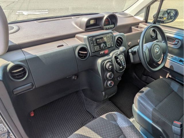 TOYOTA PORTE 2017 Image 31