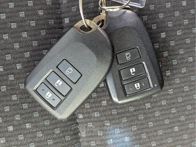 TOYOTA PORTE 2017 Image 31