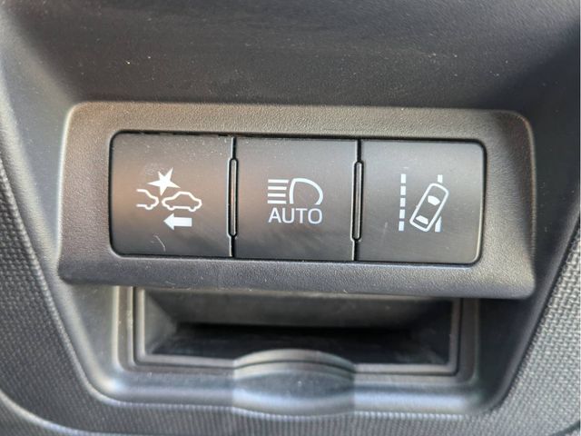 TOYOTA PORTE 2017 Image 31