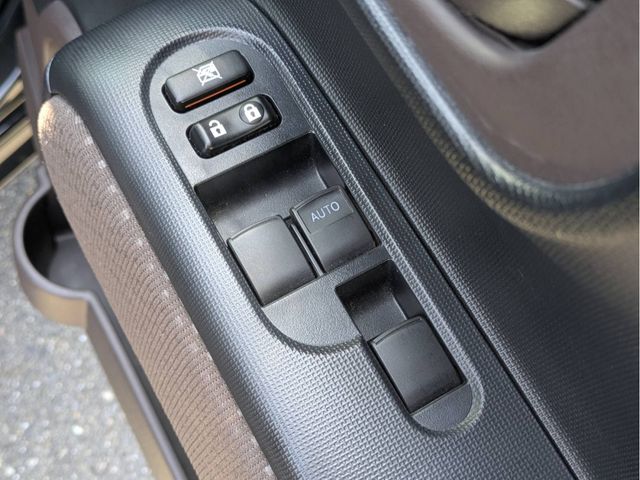 TOYOTA PORTE 2017 Image 31