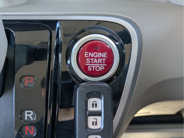 HONDA N BOX 2013 Image 31