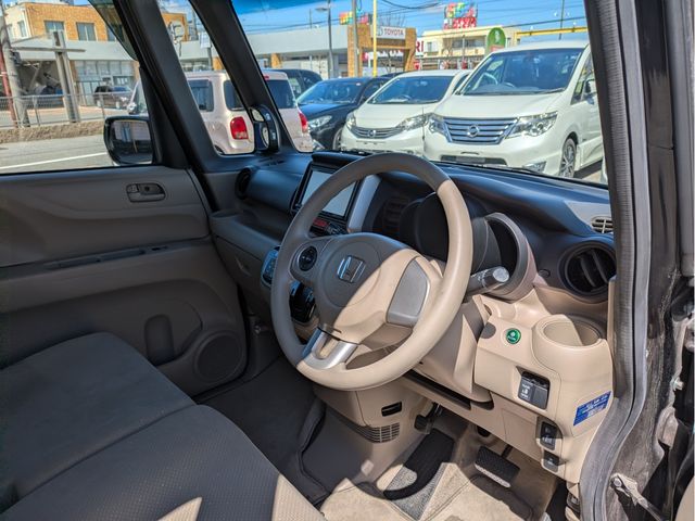 HONDA N BOX 2013 Image 31