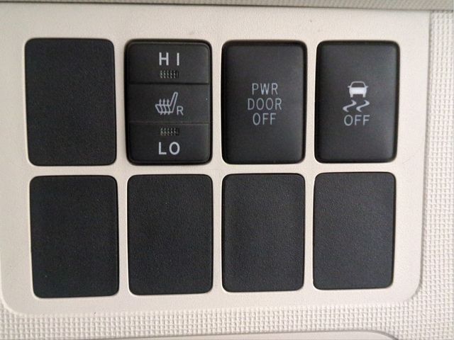 TOYOTA SPADE 2013 Image 31