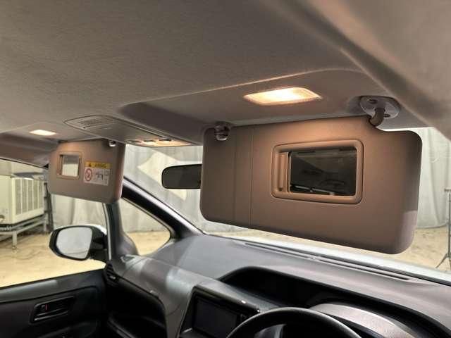 TOYOTA NOAH 2014 Image 31