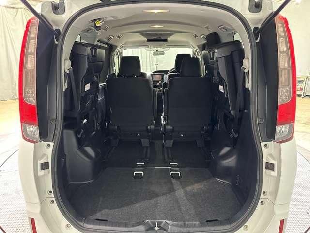 TOYOTA NOAH 2014 Image 31