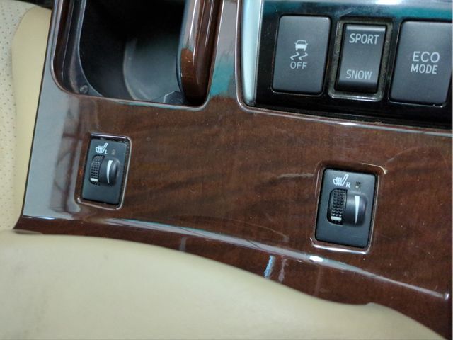 TOYOTA MARK X 2013 Image 31