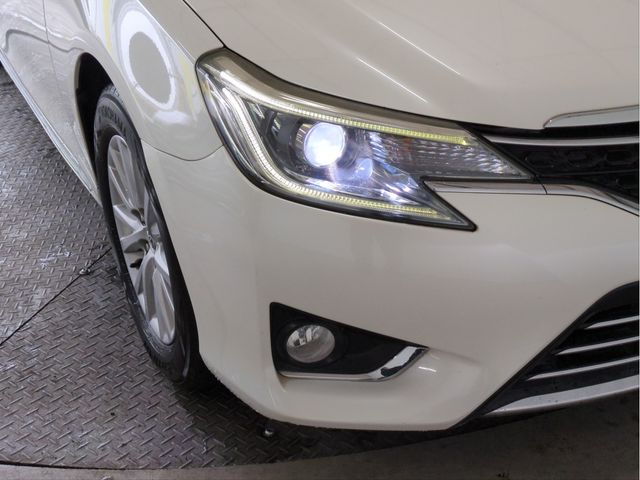 TOYOTA MARK X 2013 Image 31