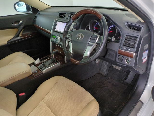 TOYOTA MARK X 2013 Image 31
