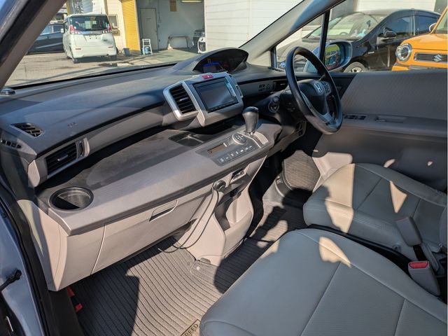 HONDA FREED HYBRID 2013 Image 31