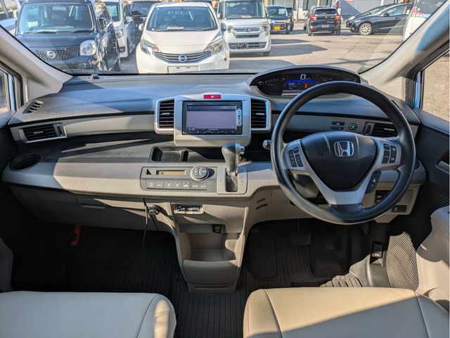 HONDA FREED HYBRID 2013 Image 31